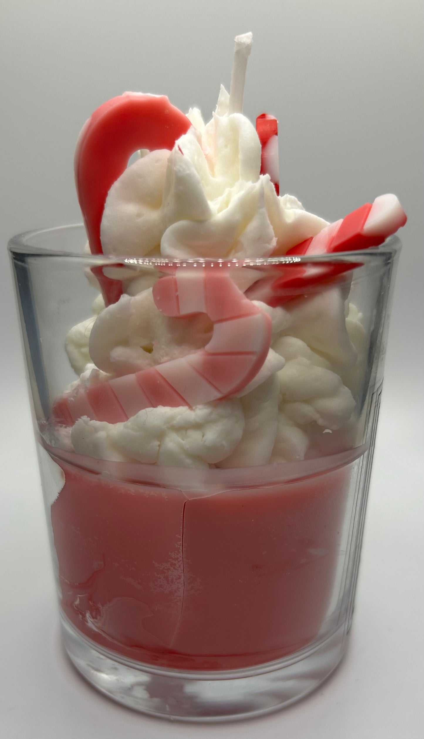 "Twinkle and Twist" - Candy Cane Bliss Scented Candle