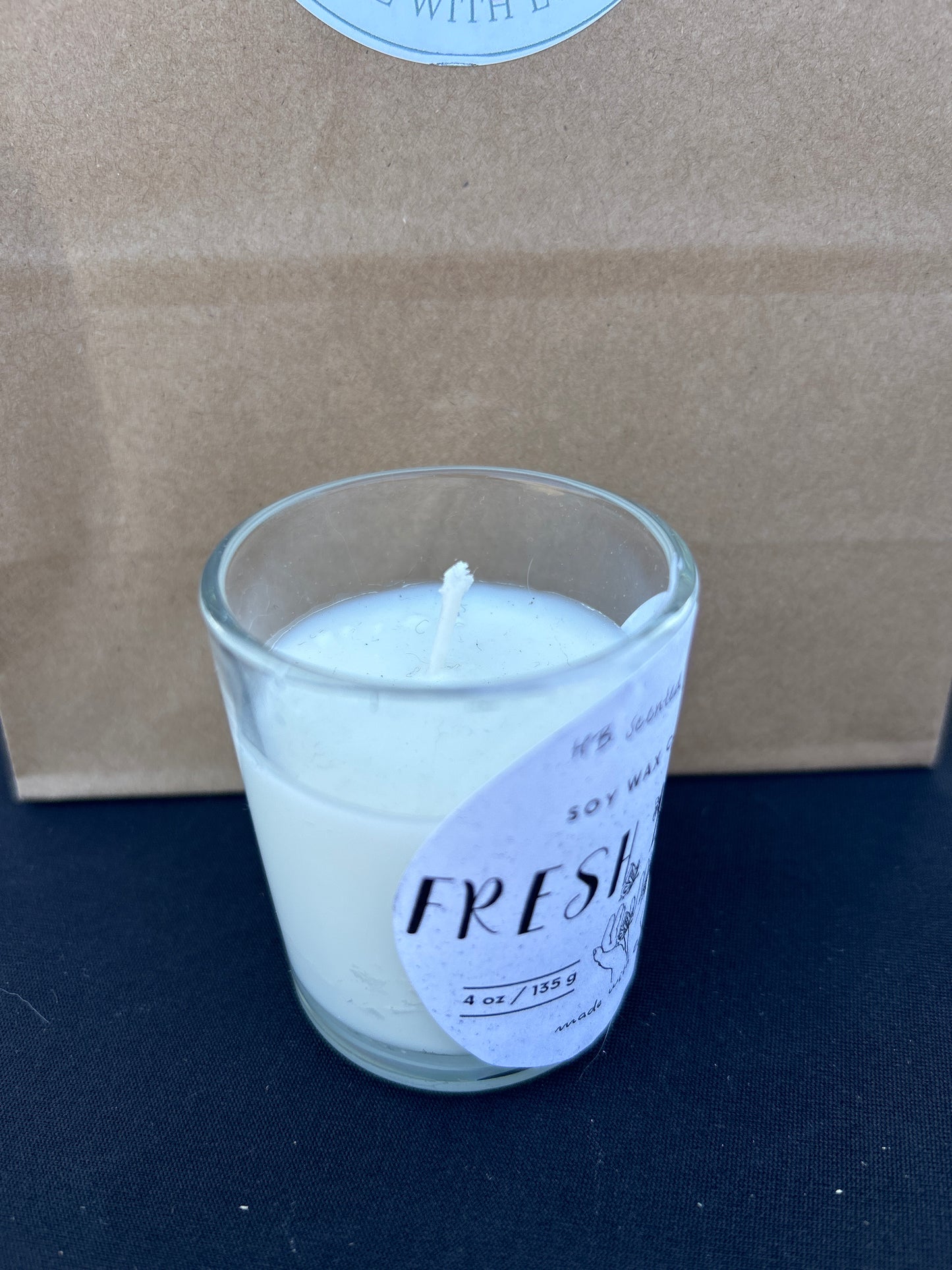 Fresh Linen Scented Candle