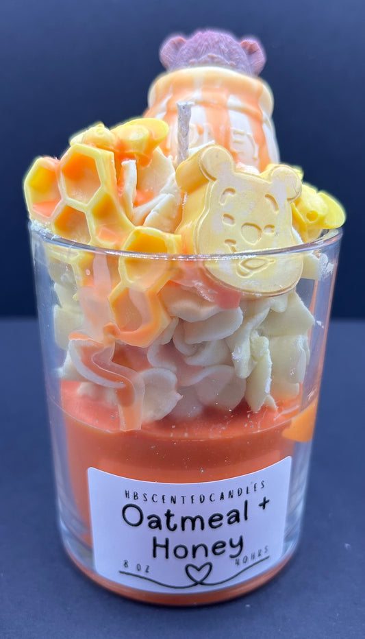 Oatmeal and Honey Scented Candle
