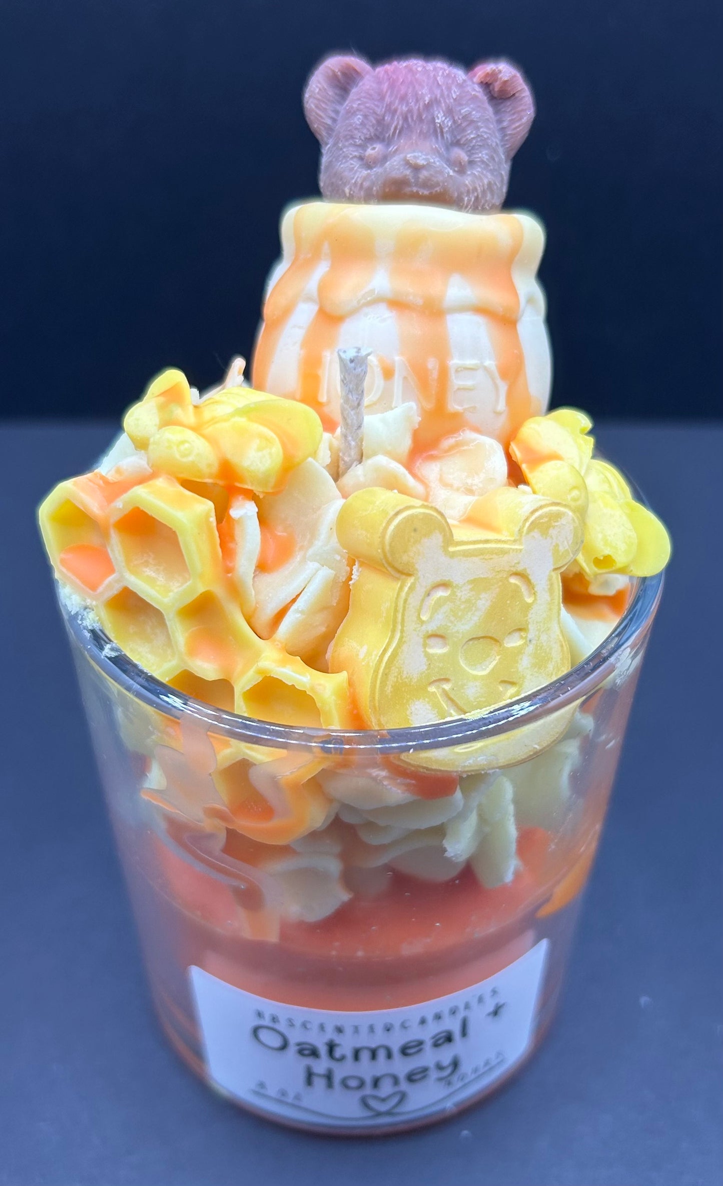 Oatmeal and Honey Scented Candle