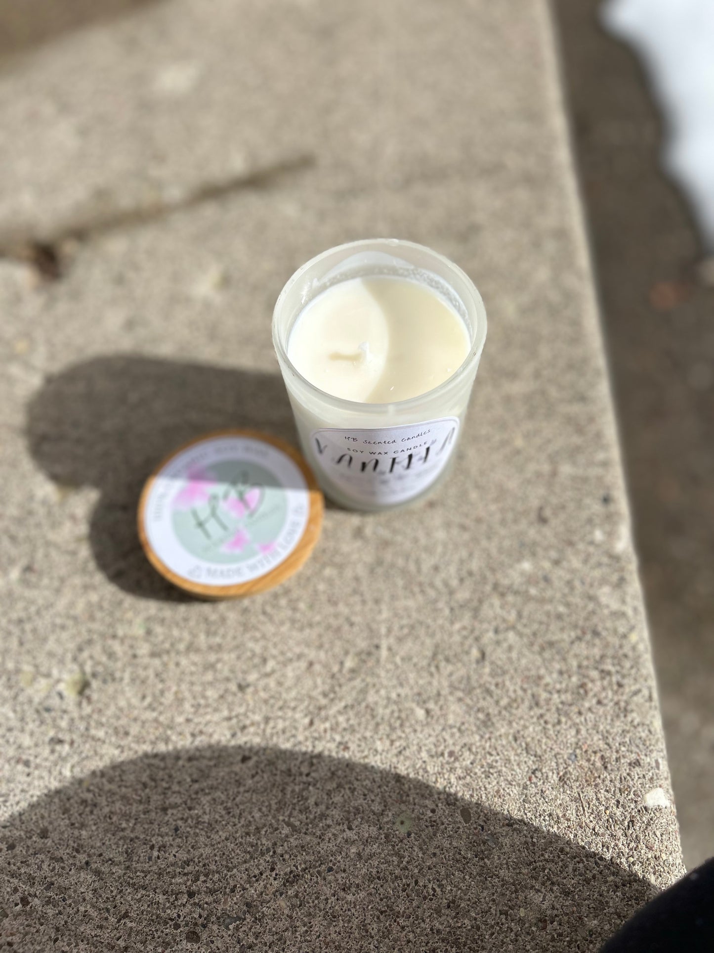 Vanilla Scented Candle